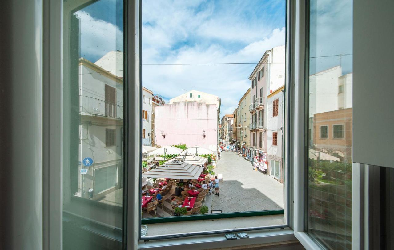 Alghero Appartamento In Centro Casa Ferret Luaran gambar